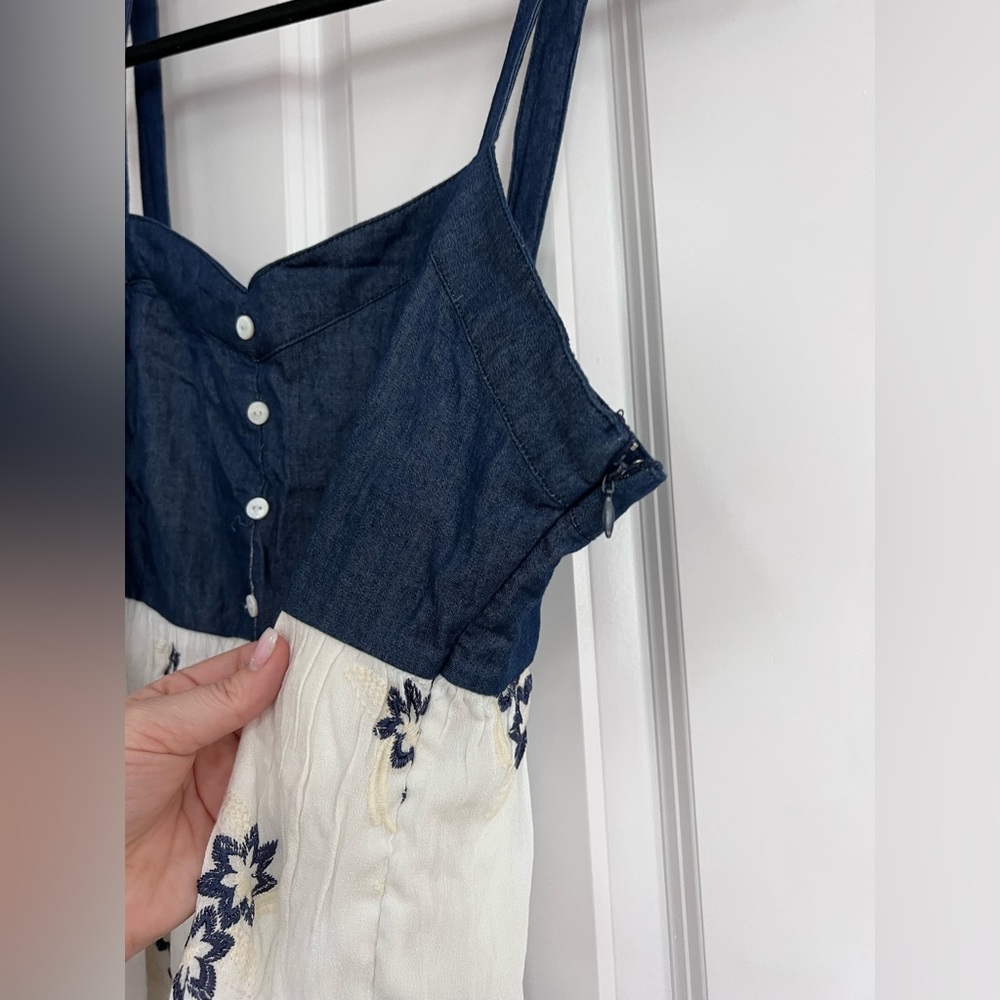 Torrid Chambray floral baby doll top - Picture 4 of 10